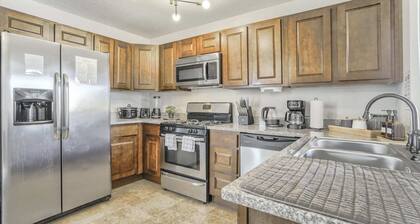 3bdfamily Retreat Near COS Airport & Fort Carson