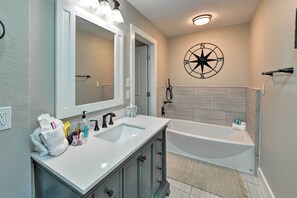 Hair dryer, towels - Updated Waterfront Escape w/ Dock & Fire Pit (Pensacola)
