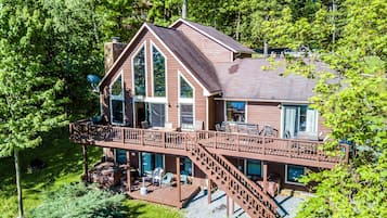 House (5 Bedrooms) | Front of property