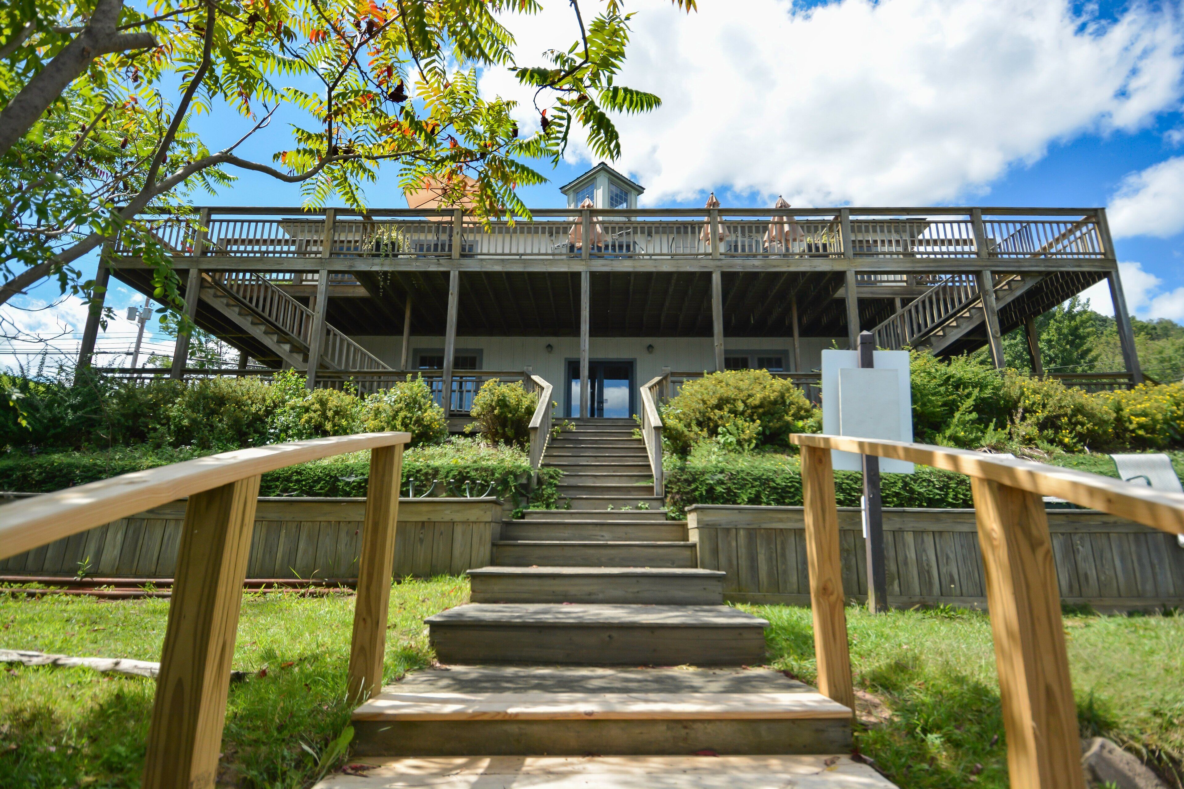 House (5 Bedrooms) | Property amenity