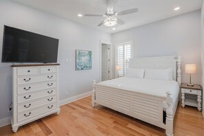 8 bedrooms, iron/ironing board, free WiFi, bed sheets