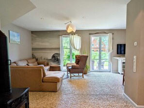 House (Große Lachmöwe) | Exterior