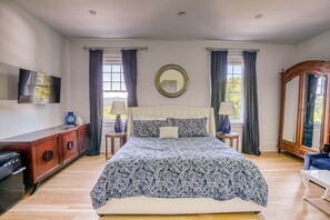 13 bedrooms, iron/ironing board, travel cot, WiFi - The Kemble- Built by a US Secretary of State in Lenox (Lenox)