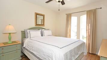 Rumah, 5 kamar tidur | 5 kamar tidur, Wi-Fi gratis, dan seprai linen