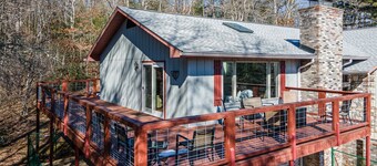 Hilltop Retreat | 4 Bed, 3 Bath