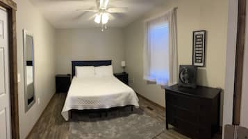3 bedrooms, free WiFi, bed sheets