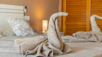 3 bedrooms, free WiFi, bed sheets