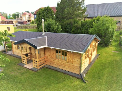 Adler summer house Oderwitz with fireplace, garden, WLAN