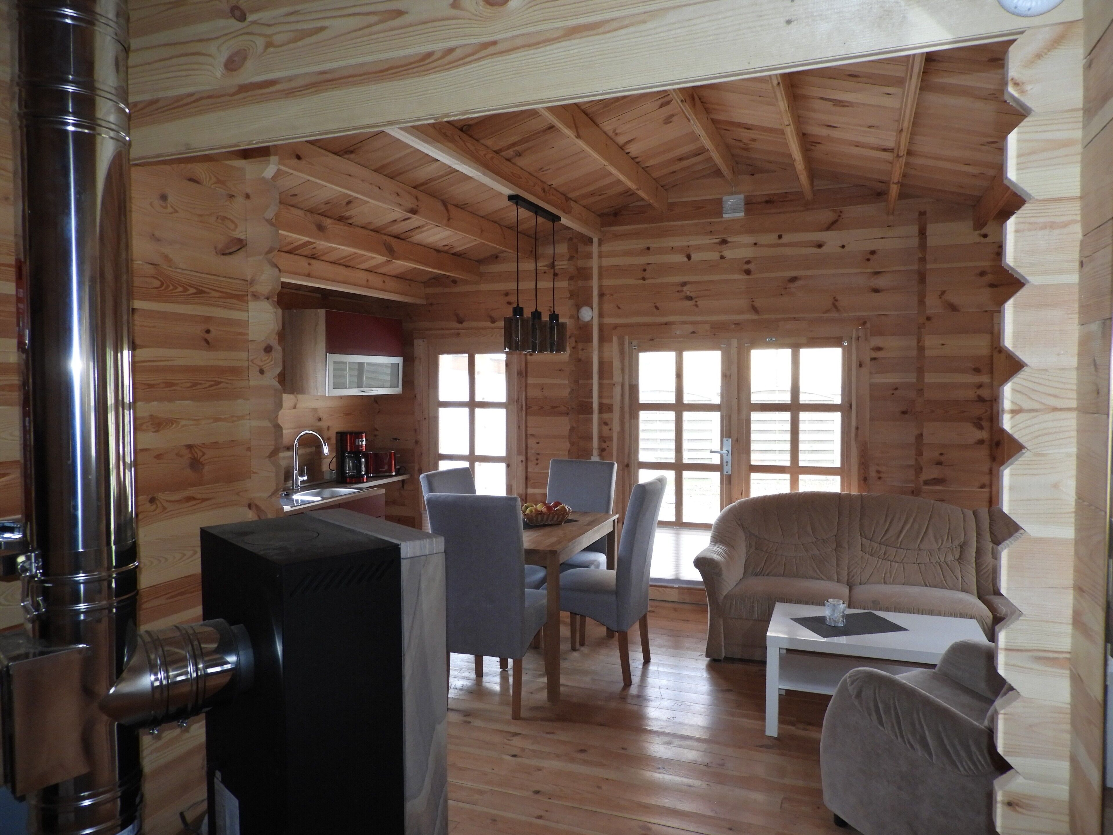 TV, fireplace, stereo