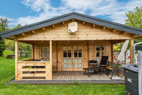 Adler summer house Oderwitz with fireplace, garden, WLAN