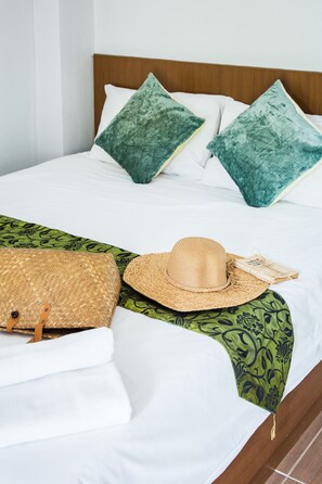 Standard Double Room | Desk, iron/ironing board, free WiFi, bed sheets - Eco Hostel Hua Hin (Hua Hin)