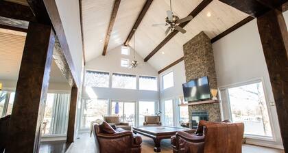 Beautiful Monkey Island Lake Front Home - Private Dock & Extra Slip