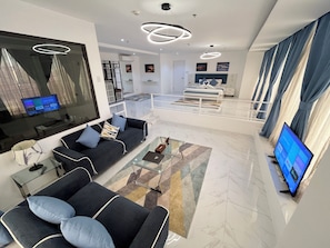 Deluxe Penthouse
