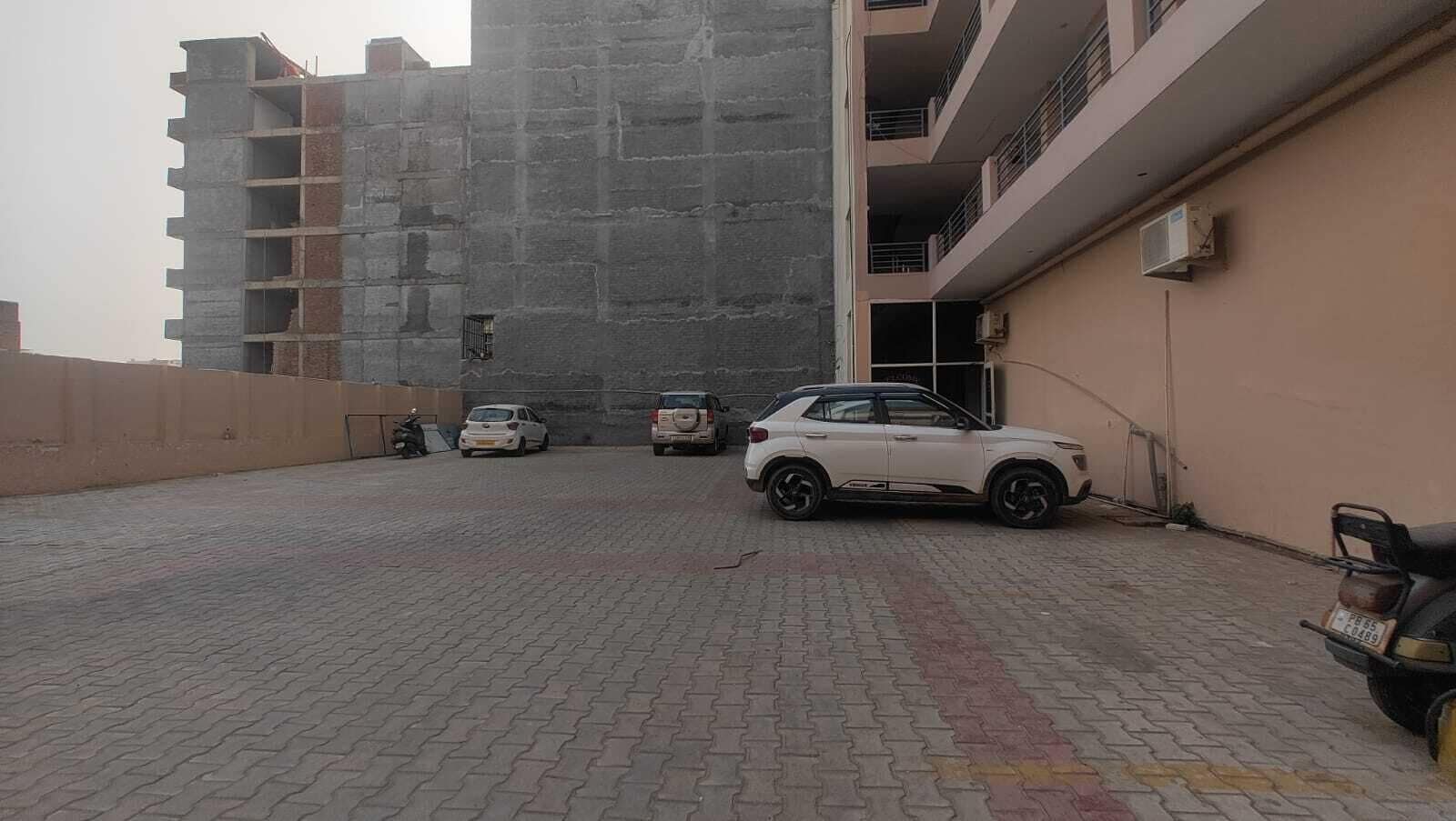 Foto - Treebo The Kings Plaza