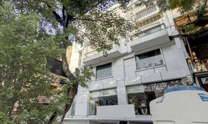 Exterior - Treebo The Kings Plaza (New Delhi)