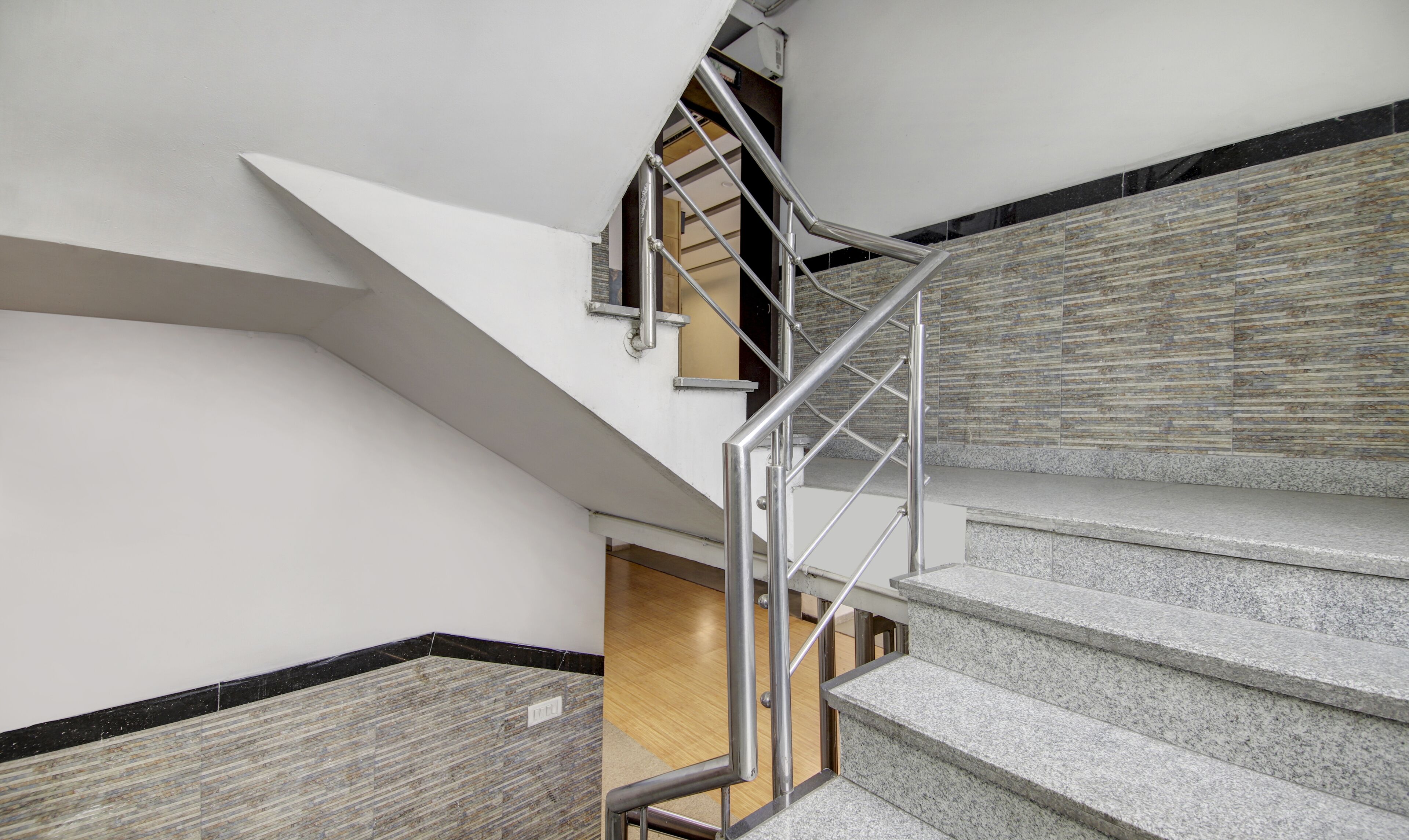 Foto - Treebo The Kings Plaza