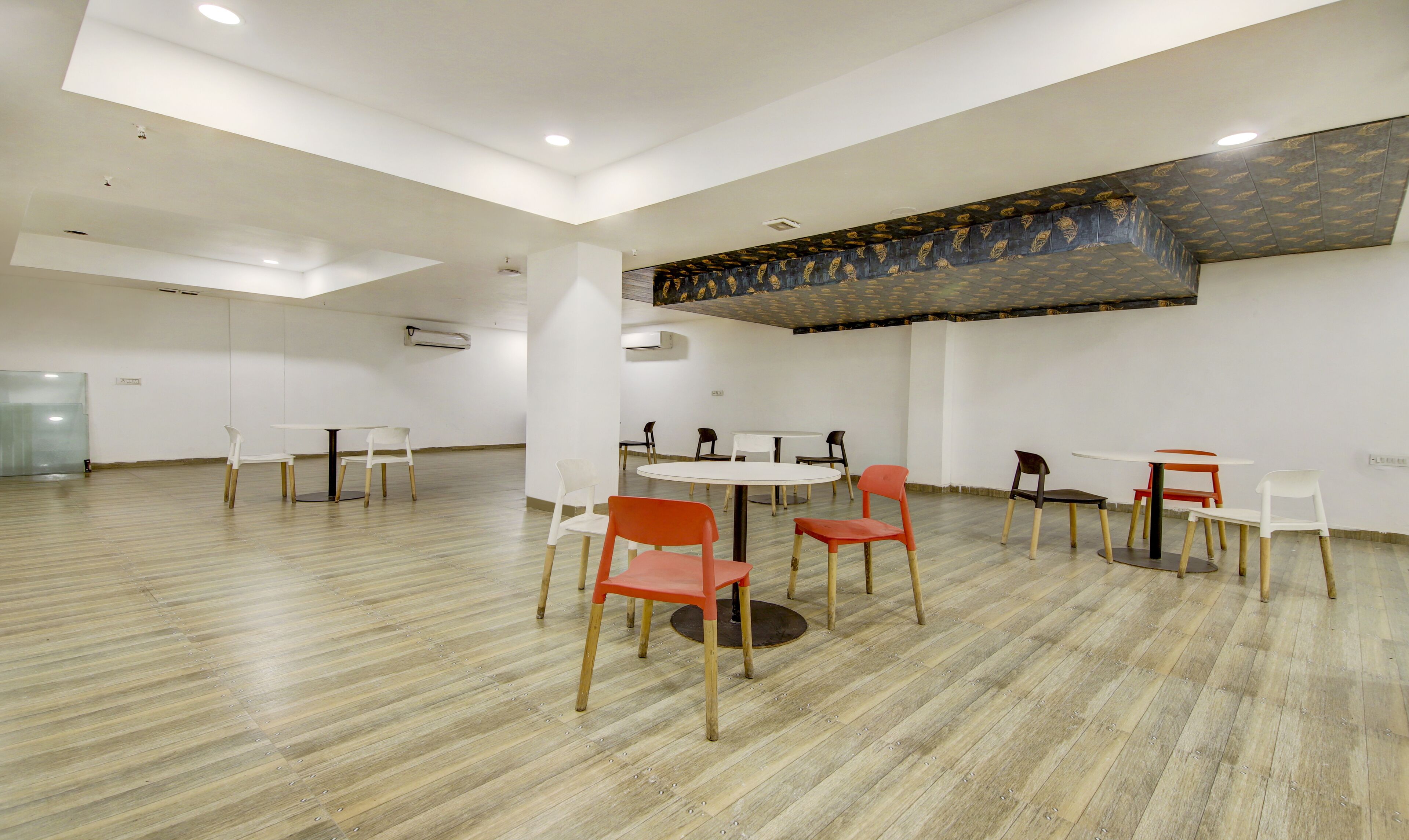 Foto - Treebo The Kings Plaza