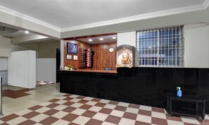 Reception - Treebo The Pearl Bliss (Patna)