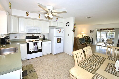 Cute Jensen Beach Cottage
