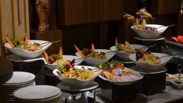 Desayuno buffet incluido todos los días