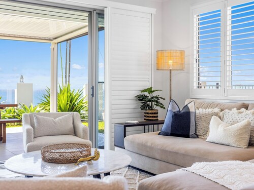 Horizons -Oceanview Luxury Retreat with Plunge Pool