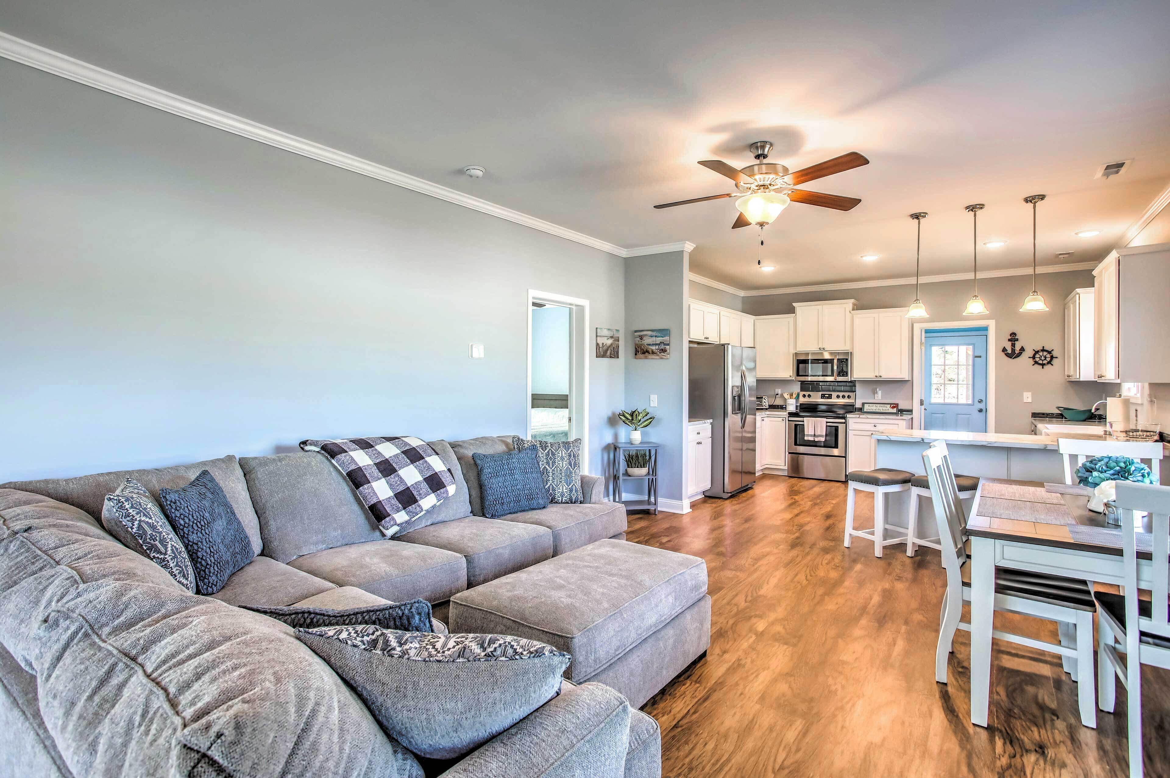 Ocean Isle Beach Escape - Centrally Located!