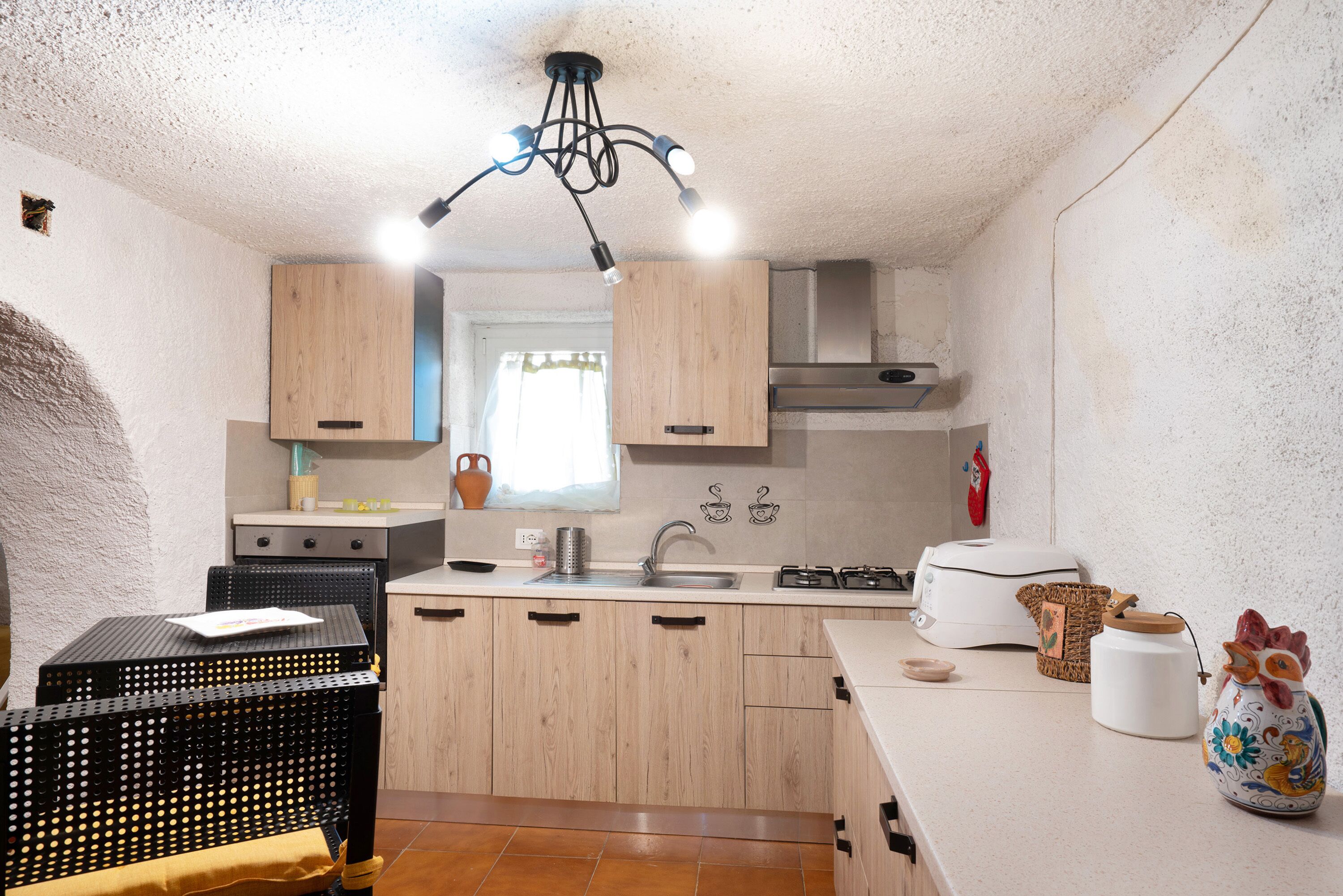 Pet-Friendly Apartment 'Il Bacio del Sole' with BBQ, Shared Terrace & Wi-Fi