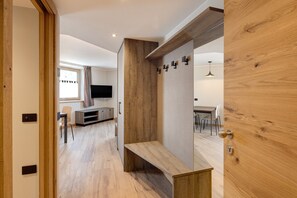 Interior - Apartment 'Rock Mountain Planet Suite House' with Mountain View, Wi-Fi & Balcony (Livigno)