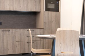 Dining - Apartment 'Sun Mountain Planet Suite House' with Mountain View, Wi-Fi & Balcony (Livigno)