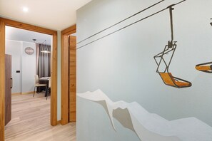 Interior - Apartment 'Sun Mountain Planet Suite House' with Mountain View, Wi-Fi & Balcony (Livigno)