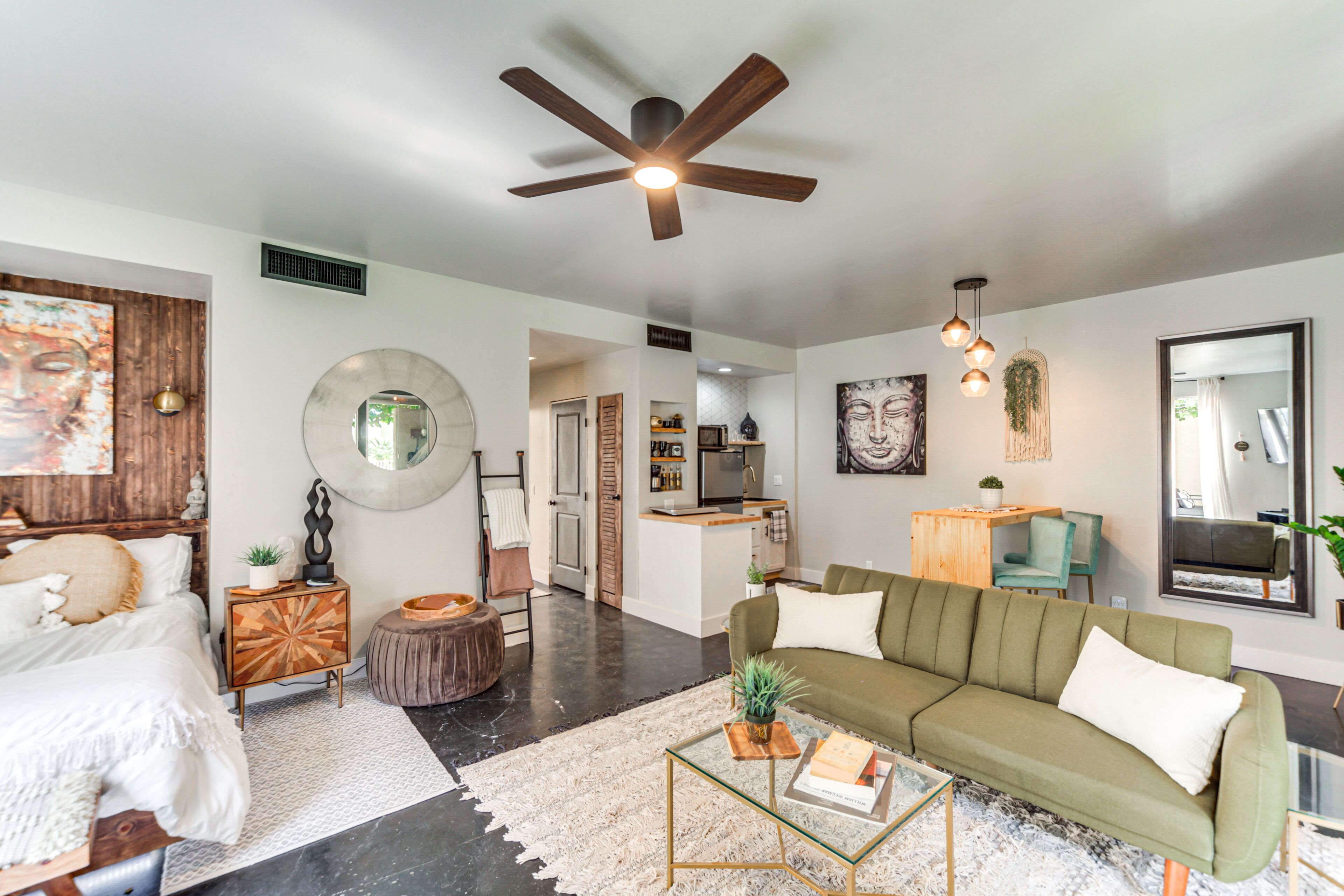 Indian Wells Studio w/ Pool Access, Near Golf