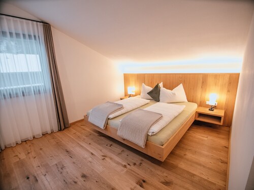 Apartment 'Zum Sonnentor - Pinus' with Mountain View, Balcony & Wi-Fi
