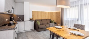 Apartment 'Zum Sonnentor - Larix' with Mountain View, Balcony & Wi-Fi