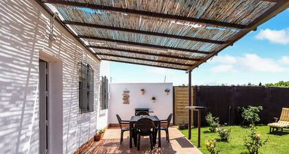 Casa de vacaciones "Villa Zajara" con piscina, jardín, terrazas y Wi-Fi