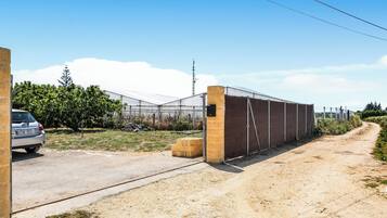 Enceinte de lâhĂ©bergement