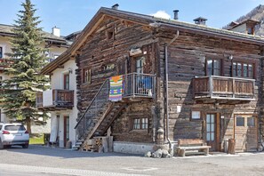 Exterior - Holiday Apartment "Orsa Maggiore" close to Ski Lift with Wi-Fi (Livigno)
