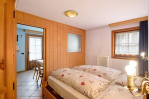 1 bedroom, free WiFi, bed sheets, wheelchair access
