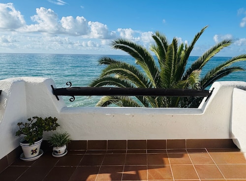 Appartement "Sea Breeze" avec terrasse, jardin partagé et Wi-Fi