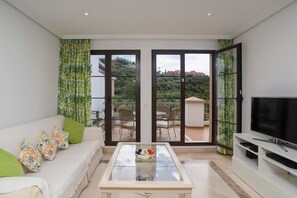 TV, DVD player, stereo