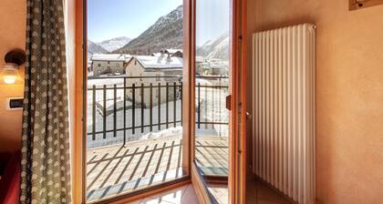 Ferienwohnung Baita Bruno Fior di Loto mit Bergblick, Garten und WLAN