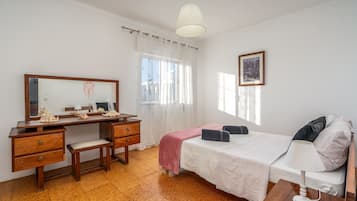 3 Schlafzimmer, Bügeleisen/Bügelbrett, kostenloses WLAN, Bettwäsche