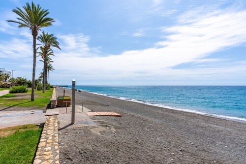Appartement "Cala Verde II", avec vue sur la mer, piscine,  jardin et Wi-Fi.