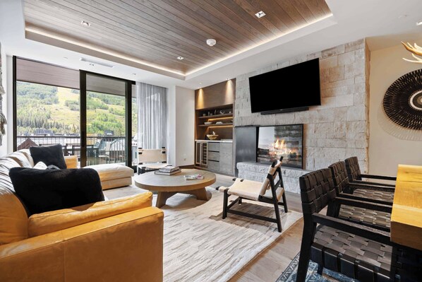 Smart TV, fireplace - Altus 302 - 3 Bedroom Vail Residence (Vail)