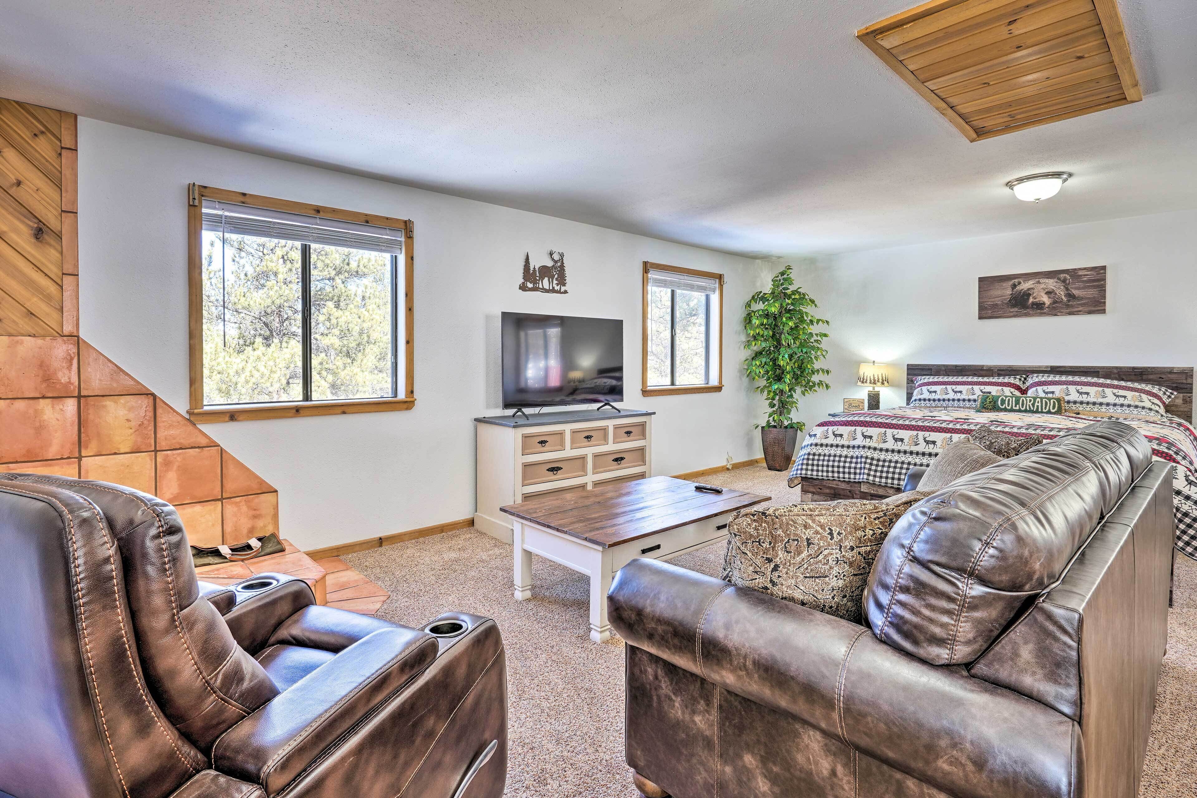 Cozy Studio ~ 3 Mi to Fossil Beds Nat'l Park!