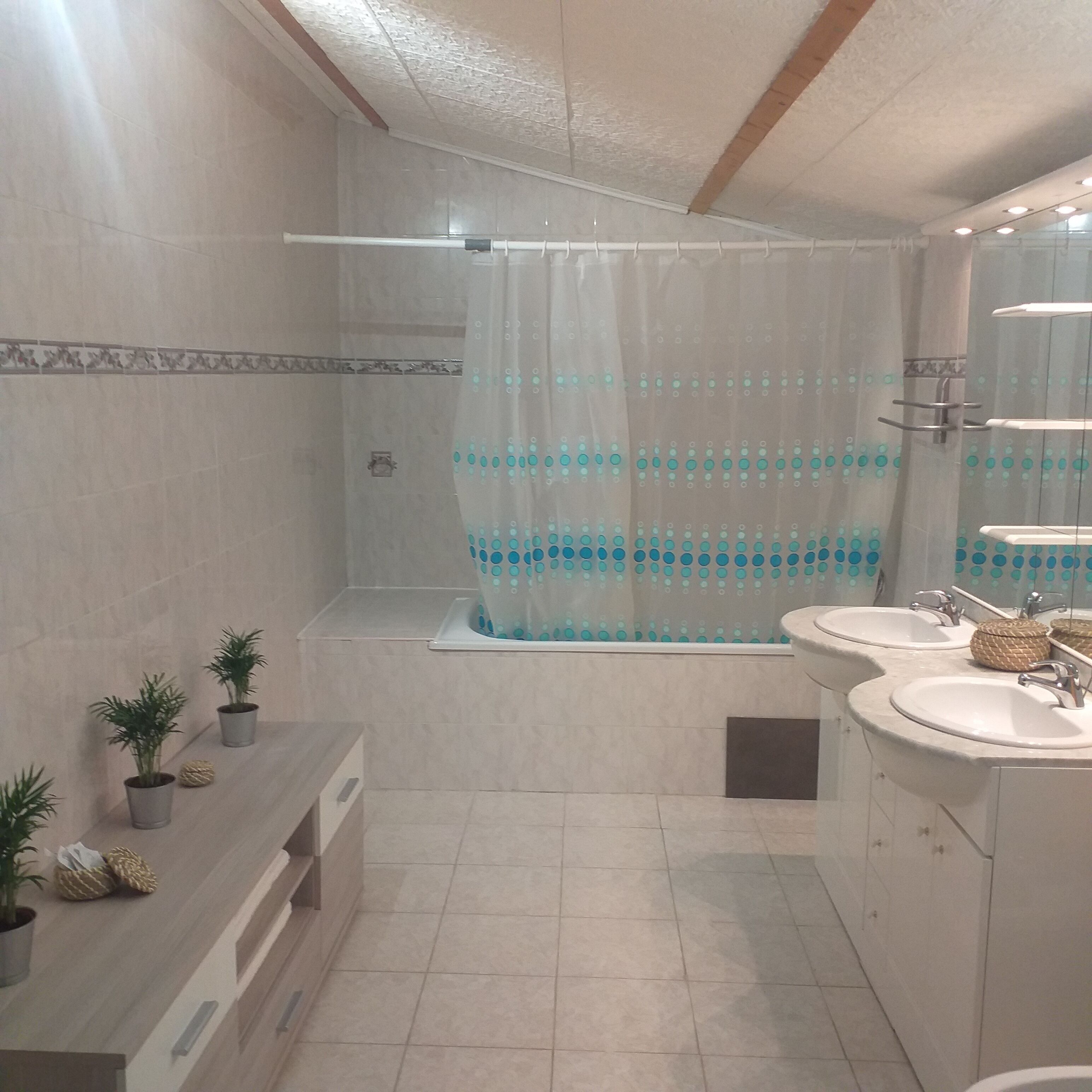 Nice independent apartment in the countryside in a family farmhouse