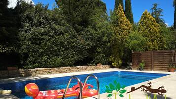 Utomhuspool
