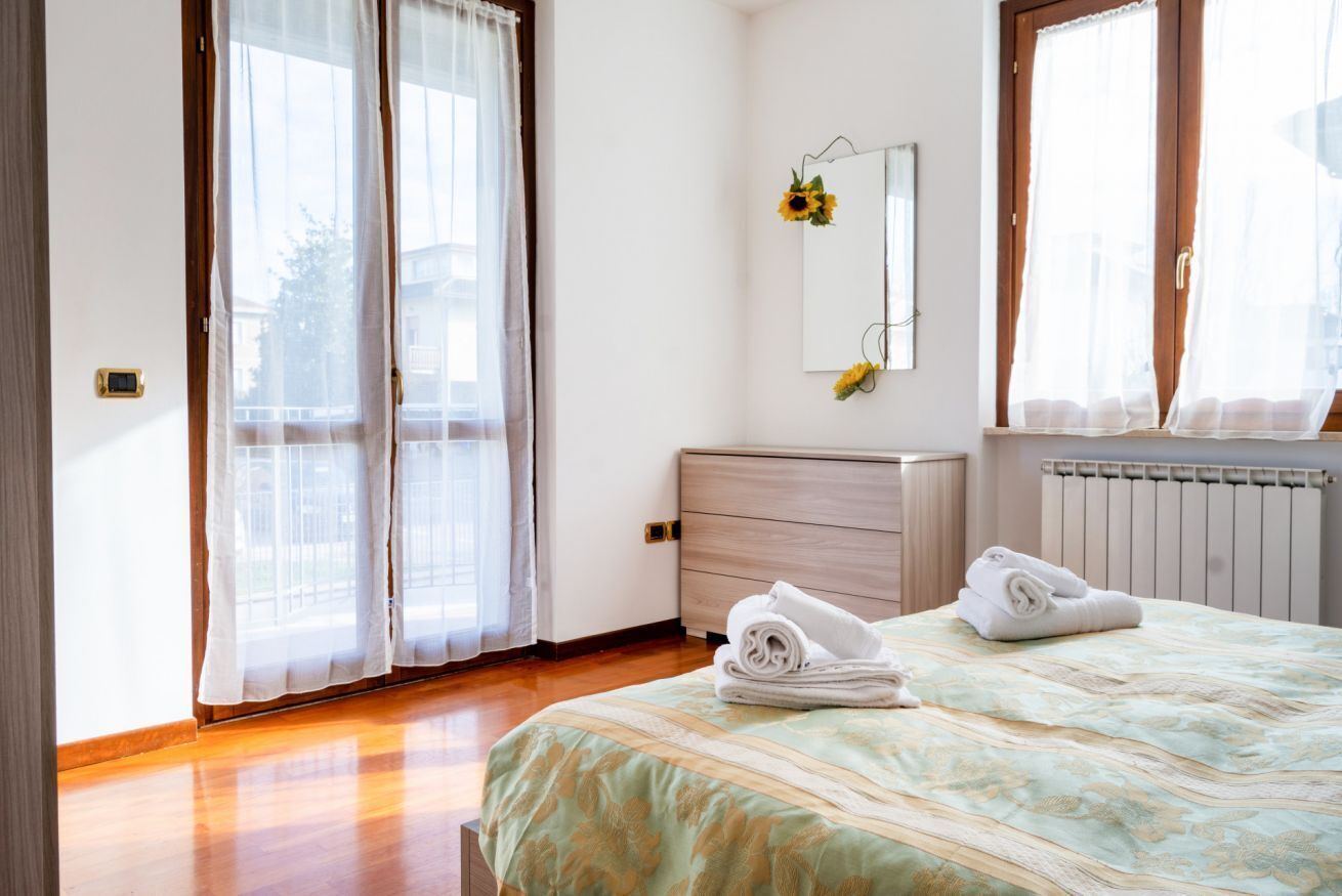 3 dormitorios, escritorio, tabla de planchar con plancha y wifi