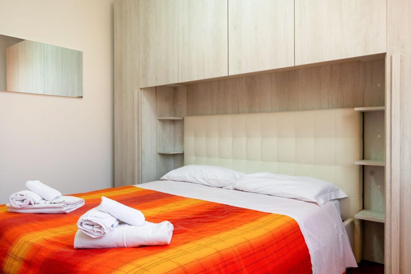 3 bedrooms, desk, iron/ironing board, WiFi