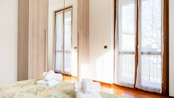 3 chambres, bureau, fer et planche Ă repasser, Wi-Fi