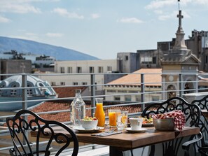 Breakfast meal - Athens City View Urban Suites (Athens)